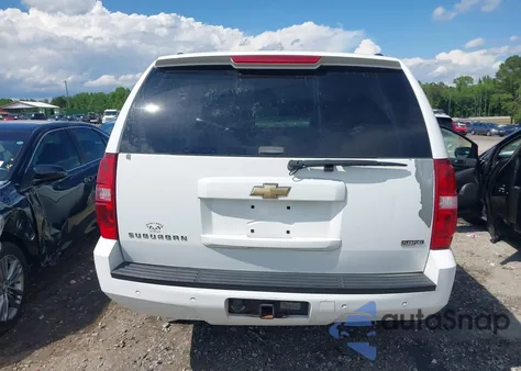 2007 Chevrolet Suburban 1500 Lt z USA, uszkodzony, nr VIN 1GNFK16367J339451